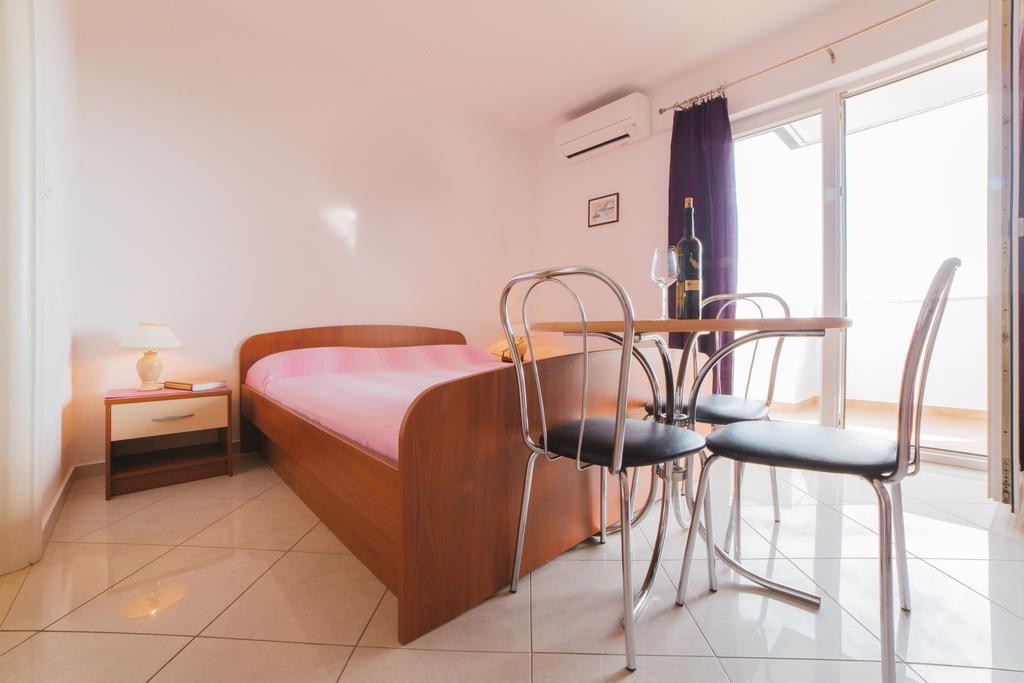 Apartments Dada Omiš Værelse billede